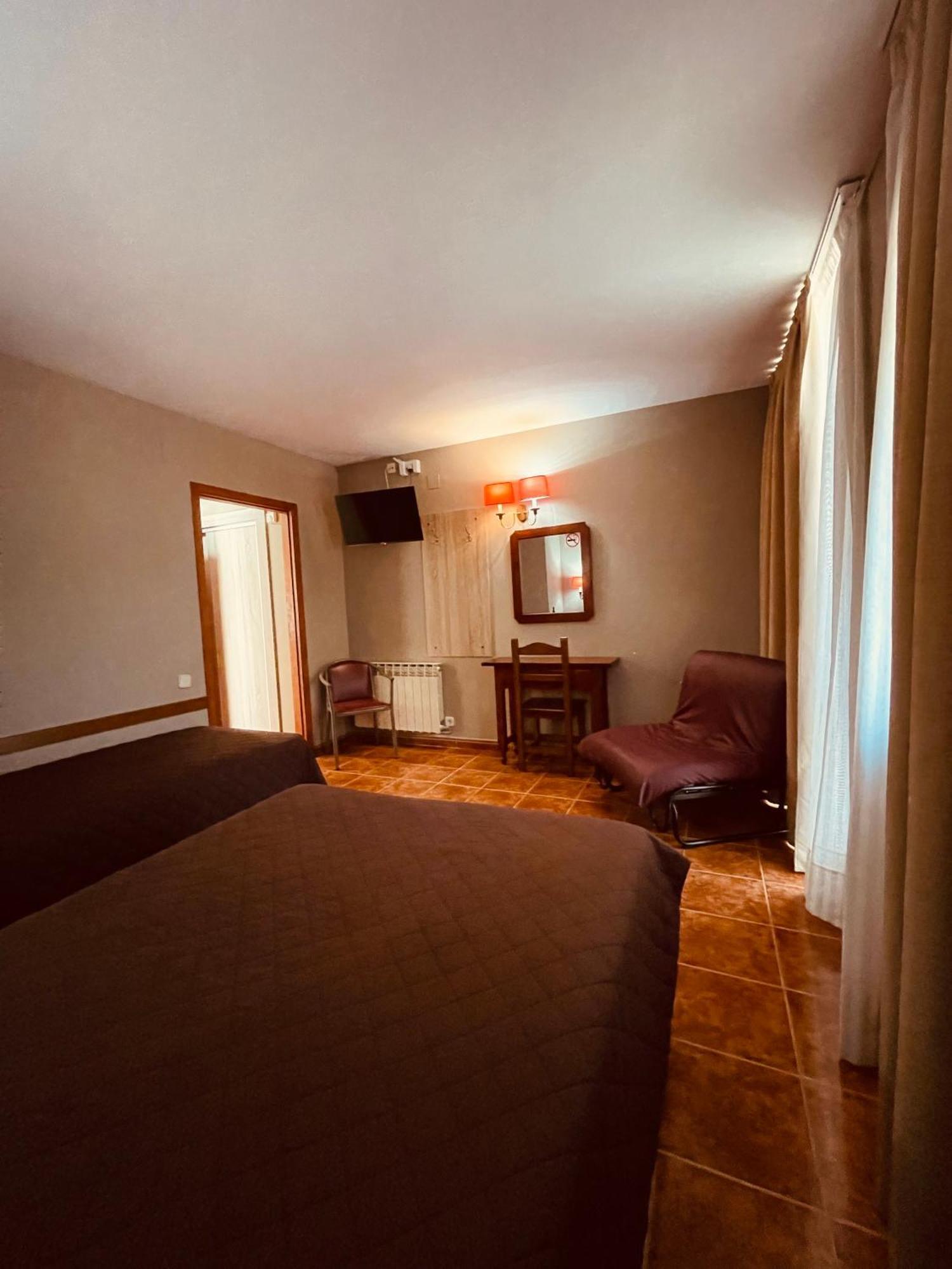 Hotel Orla Vielha Luaran gambar